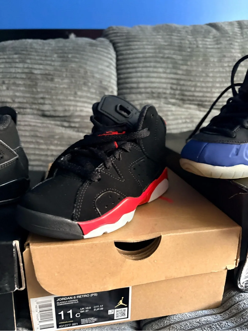 Jordan Kids Black and Red Low-Top Basketball Sneakers